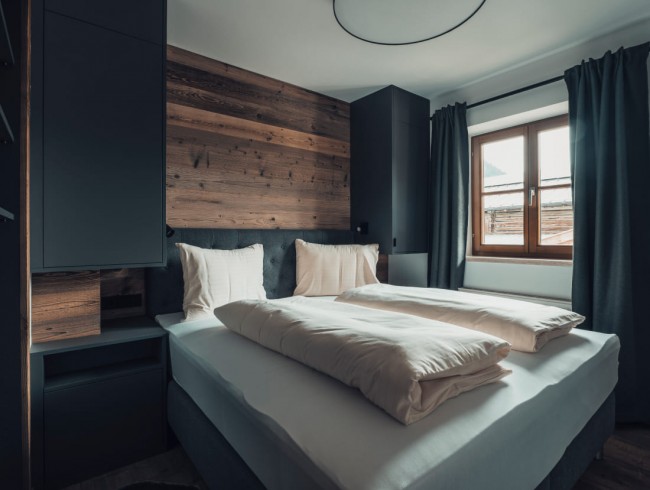 Schlafzimmer im Appartement Gosaukamm